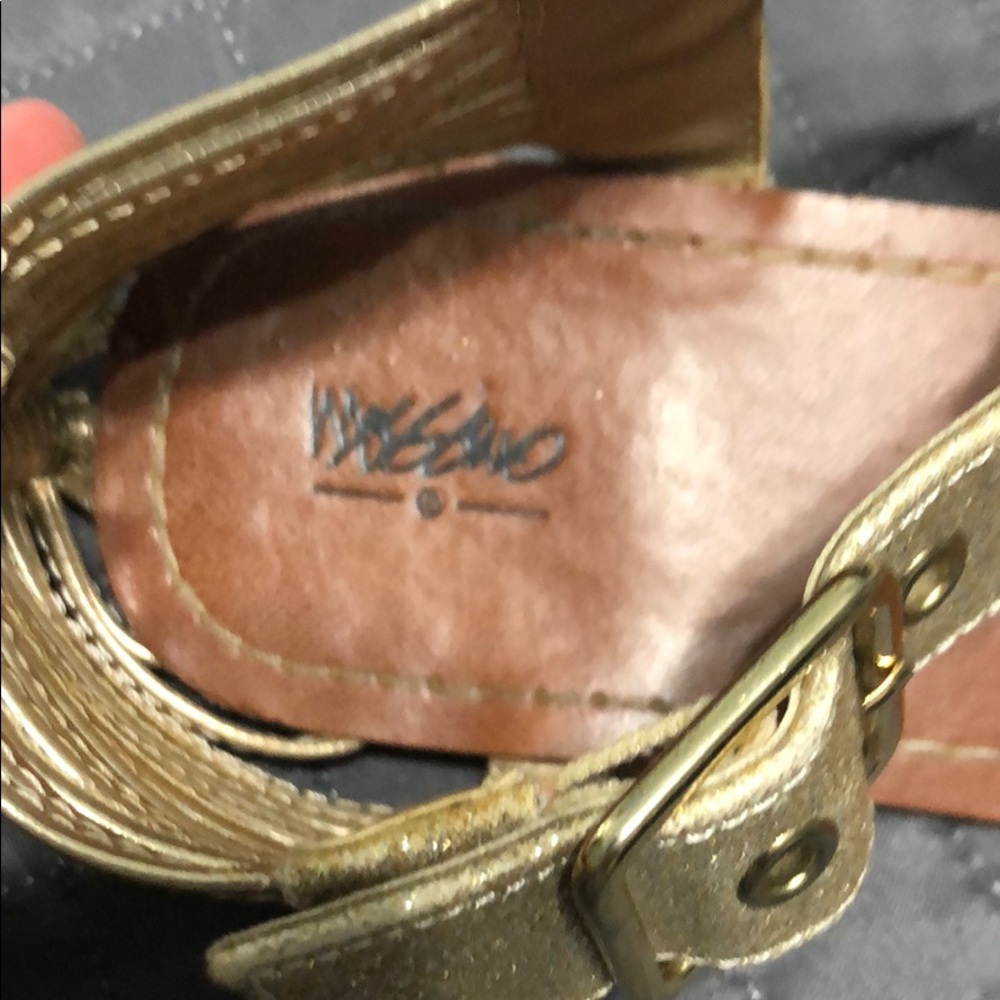 Fun Sandals - Picture 2 of 4